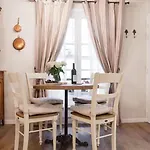 Le Merlot Du Marais Paris