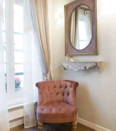 Le Merlot Du Marais דירה